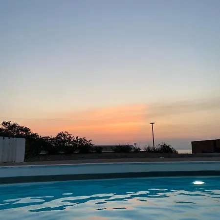 Golden Horizon
